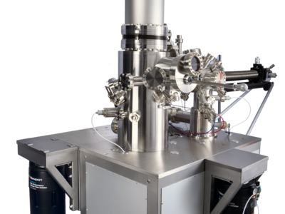 Multiprobe LT XA platform for advanced STM and QPlus AFM work in combination with optics (TERS and STL).  | © Scienta Omicron 