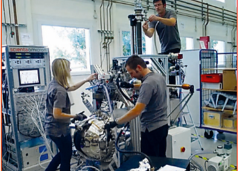 ARPES Lab Installation | © Scienta Omicron Three technicians working on a Scienta Omicron system | © Scienta Omicron