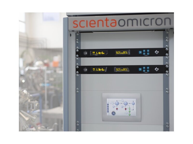MISTRAL Control System Product Shot | © Scienta Omicron 